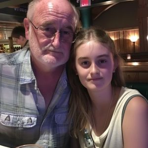 My stepdaughter never liked me, and she hadn’t spoken to me in months — maybe even a year. Then, out of nowhere, she calls, sounding all upbeat, asking to meet at a fancy restaurant. I thought maybe she was ready to try to rebuild our relationship. That’s all I ever wanted, so of course, I said yes. We meet up, and she’s there, looking happy but also a bit nervous. Right away, she’s ordering the most expensive things on the menu — lobster, steak, you name it. But what bothered me was that she didn’t really want to talk. I’d ask a question, and she’d give short answers, barely looking at me. She kept glancing at her phone and over my shoulder like she was waiting for something. Then, the bill arrives. Before I could hand over my card to pay, she whispered something to the waiter and then mumbled she had to go to the washroom. She slipped away, leaving me sitting there with a huge check. I paid the bill, feeling crushed, like I’d been used. I walked out, but then I heard a SOUND behind me. ⬇️ See less