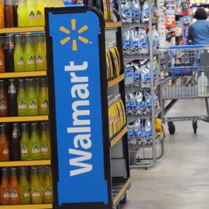 All Walmart Shoppers Should Read This Before They Go Shopping- All Walmart Shoppers Should Read This Before They Go Shopping-