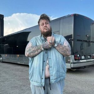 Country Singer Jelly Roll Shed 100 Pounds: Wait Till You See How He Looks Now