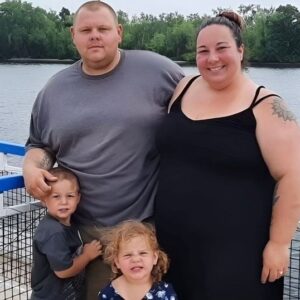 A woman shed 90 kg after a rescue helicopter was unable to pick her up because of her weight. A woman shed 90 kg after a rescue helicopter was unable to pick her up because of her weight.