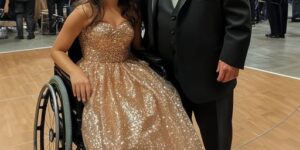 Dad Takes Disabled Daughter to Prom, Finds K Check for ‘Dad of the Year’ in Mailbox Later