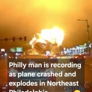 Video shows plane crash in Philadelphia tonight …