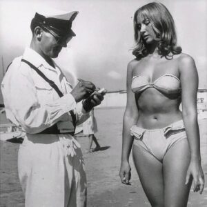 The women who dared to bare The women who dared to bare