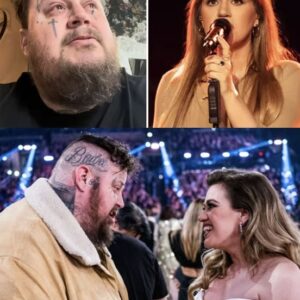 Jelly Roll gets emotional as Kelly Clarkson covers his song Jelly Roll gets emotional as Kelly Clarkson covers his song